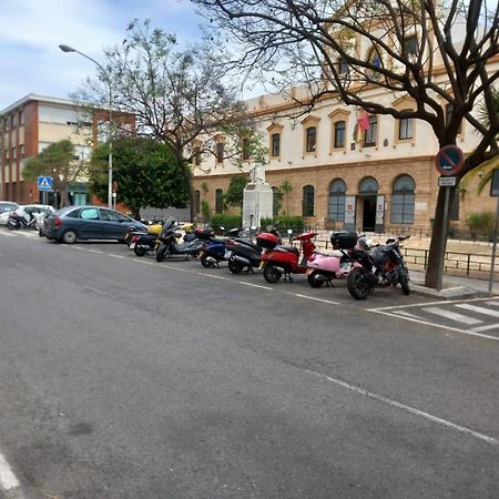 Paseo Maritimo De Cadiz Apartment Luaran gambar